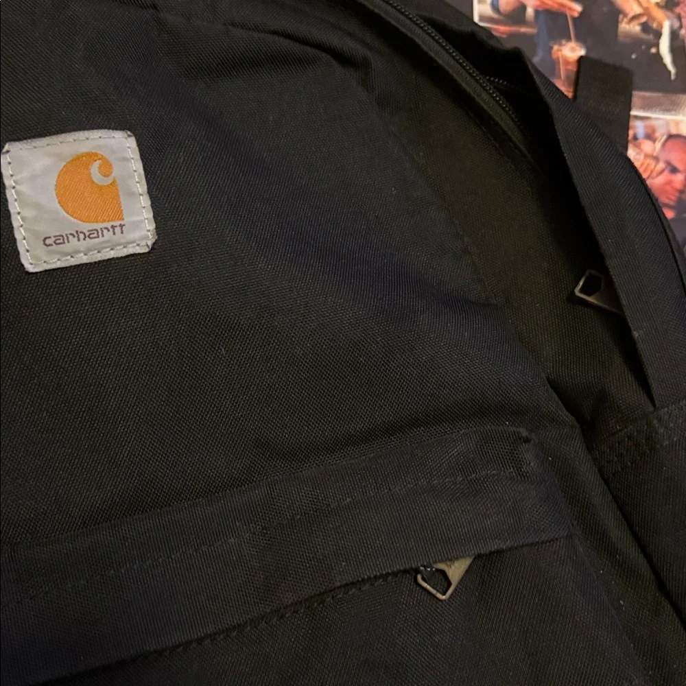 🕶️ 🪵 🕶️ • ⚫️ CARHARTT x Keep it Simple Vibes ⚫️ • 🪵 🕶️☠️